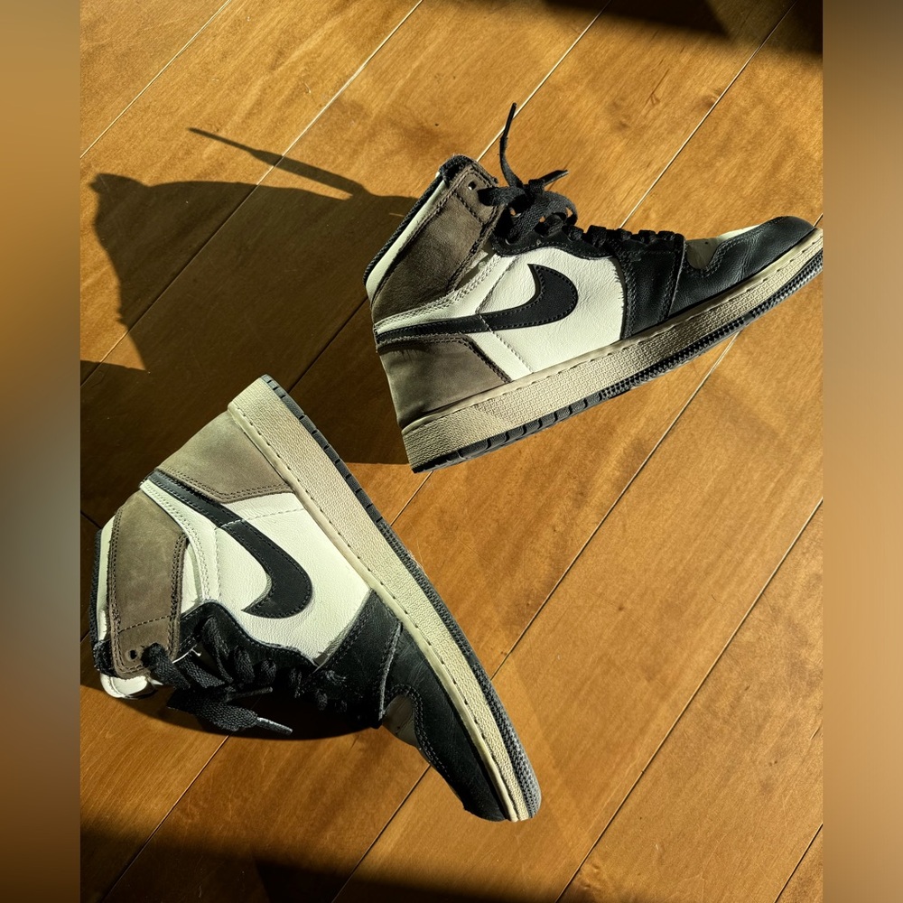 Nike Air Jordan Retro OG High Dark Mocha